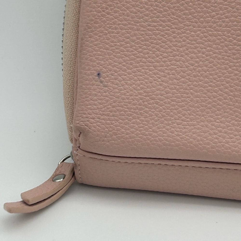 Large Pink Wallet Clutch With Wristlet - Picture 3 of 6